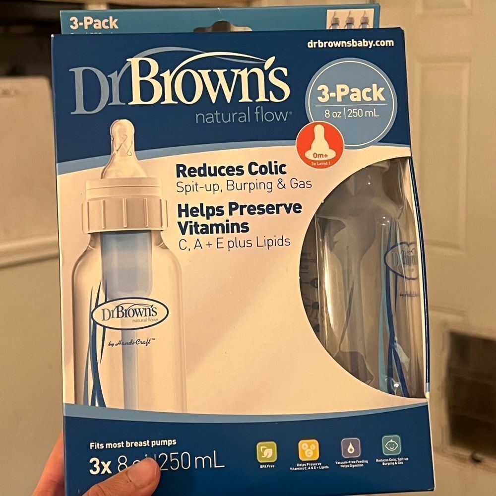 NEW Dr. Browns three pack anti colic baby bottles